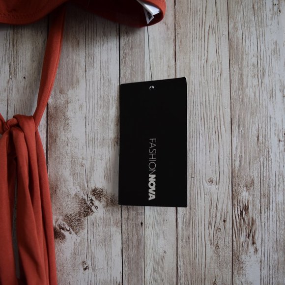 NWT Fashion Nova Rust Passiflora Bikini Top - Picture 4 of 7